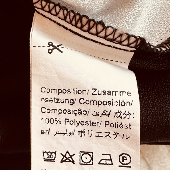 Color block top - Picture 11 of 11